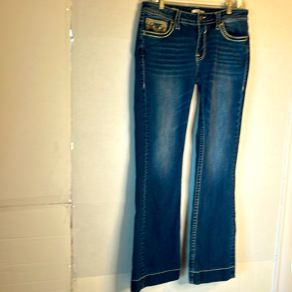 Vigoss “Kendra” Bootcut Western Cowgirl Embroidered Whiskered Jean. Size 32
